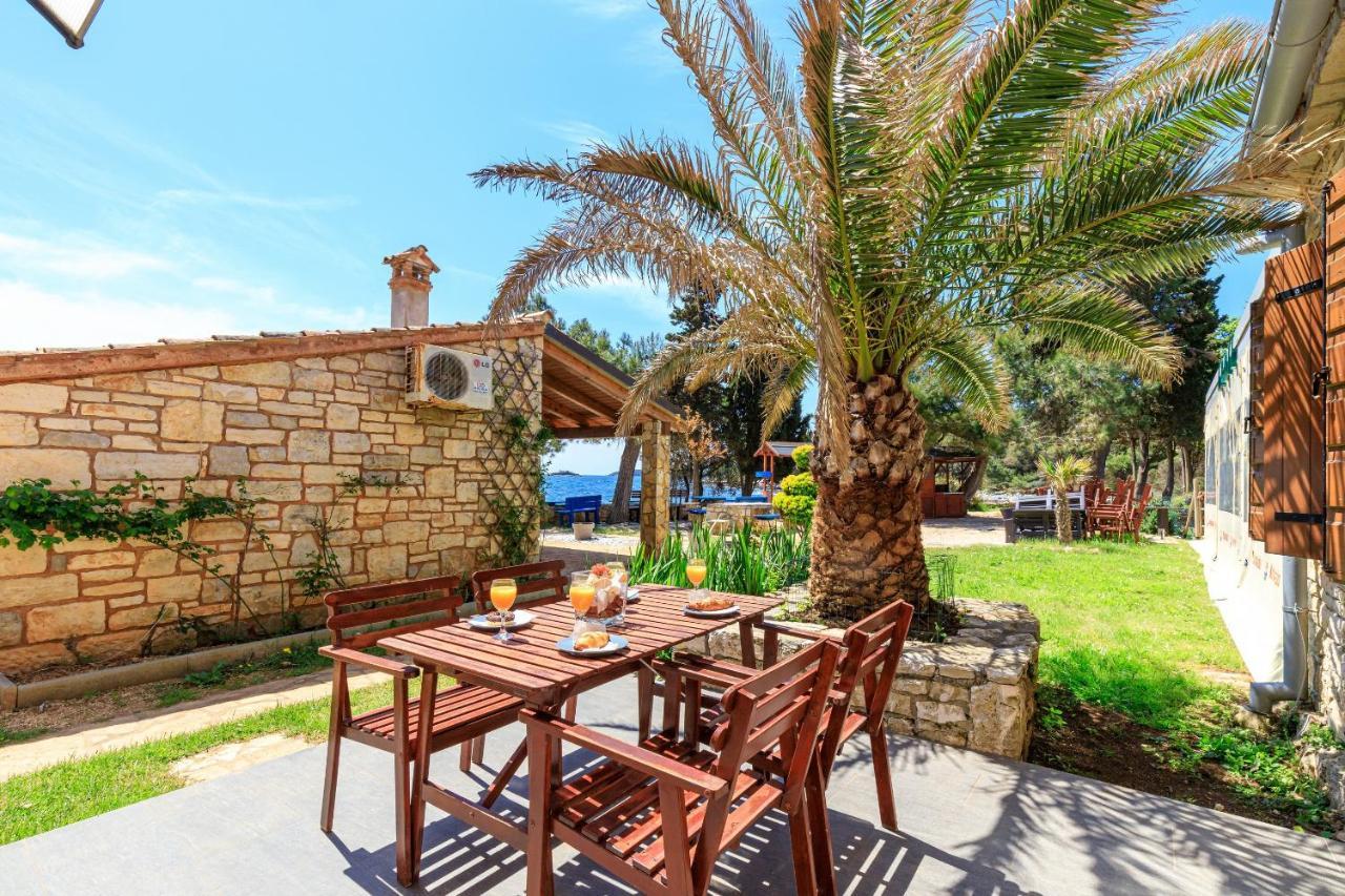 Cuvi Beach Apartments 罗维尼 外观 照片