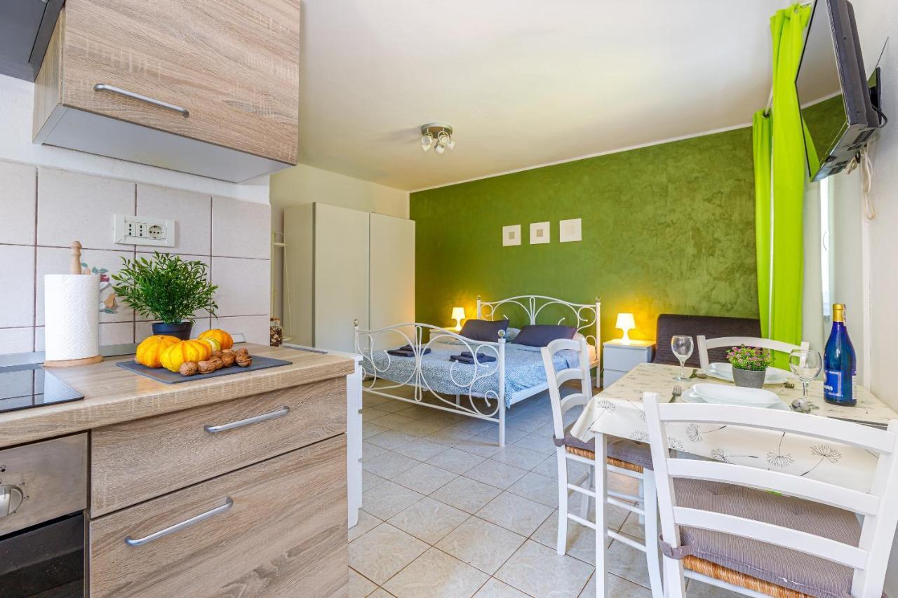 Cuvi Beach Apartments 罗维尼 外观 照片