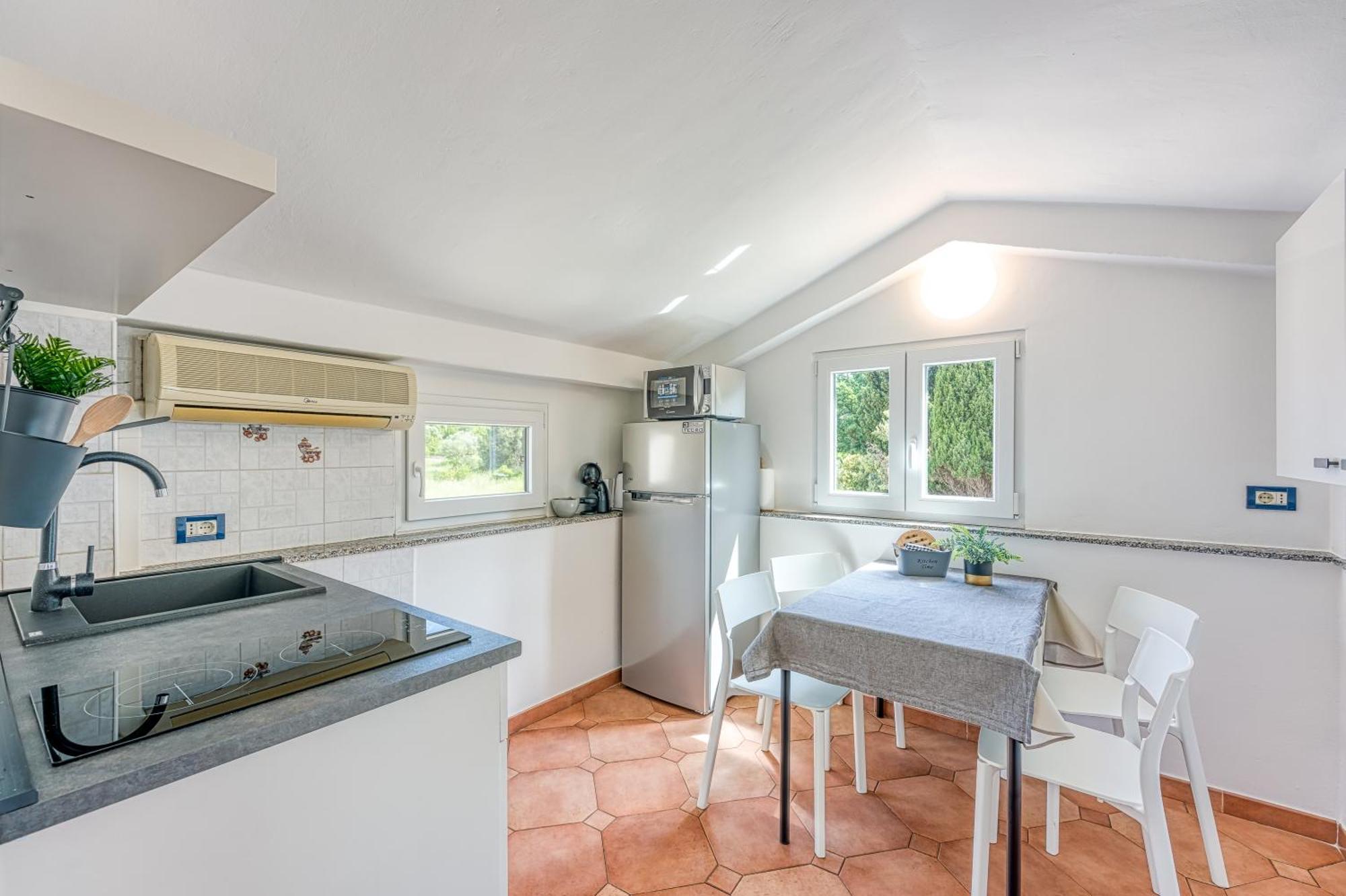 Cuvi Beach Apartments 罗维尼 外观 照片